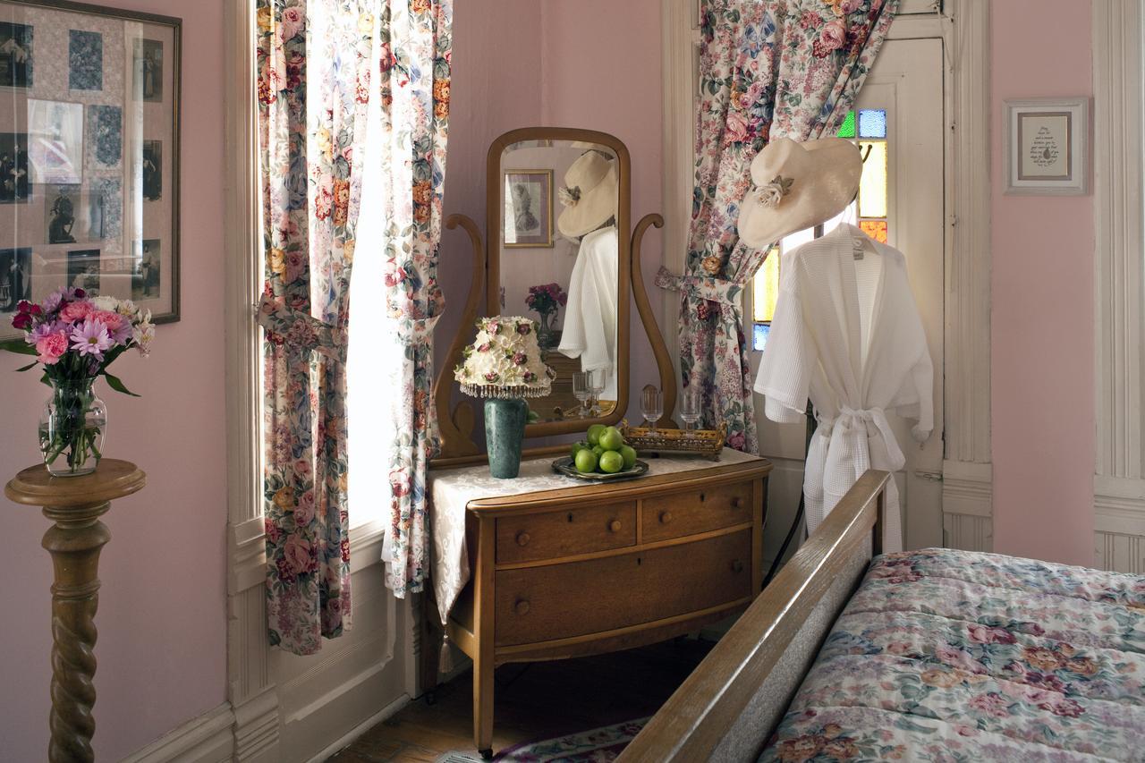 يوريكا سبرينغز Cliff Cottage Inn المظهر الخارجي الصورة